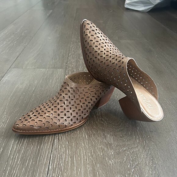 Matisse Sammie Mule Heel - Size 7.5 - Picture 7 of 9